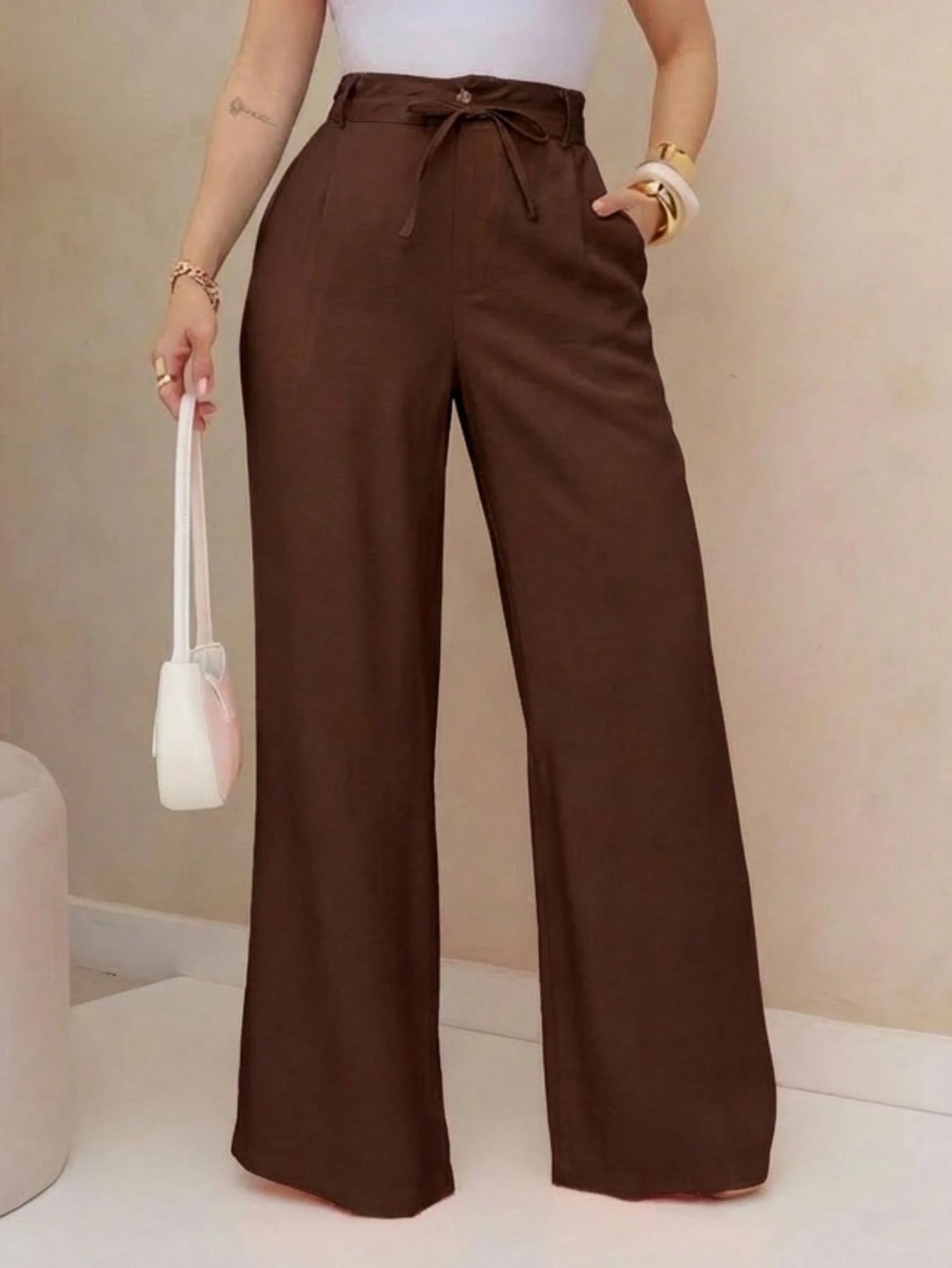 Calça feminina casual de cintura alta, lisa, com amarração reta e cinto ajustável na cintura, calça feminina larga e moderna, adequada para uso diário de outono e inverno, escritório e reuniões familiares (as calças não são elásticas)